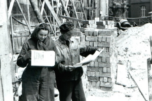 Odbudowa po II wojnie światowej.